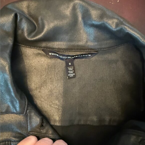 White House Black Market Cropped Coated Denim Jacket Black Size 8 - Picture 5 of 5